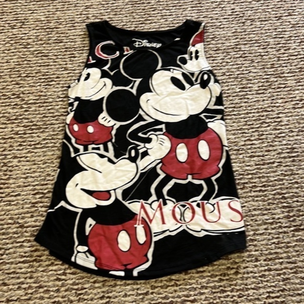 Disney - Picture 4 of 4